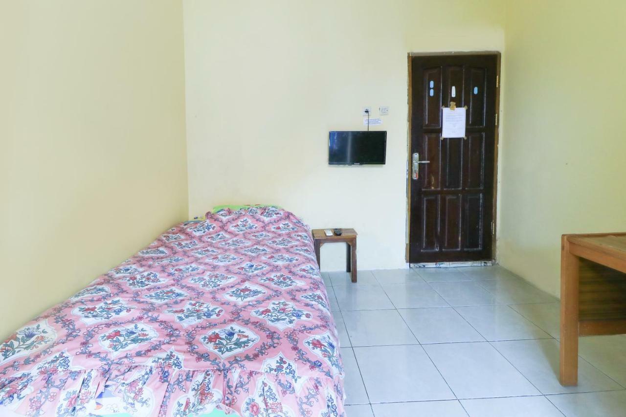 Sentosa76 Guest House Balikpapan  Exterior photo